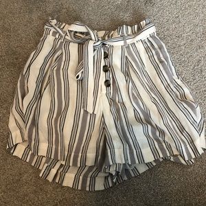American Eagle Paper Bag Shorts